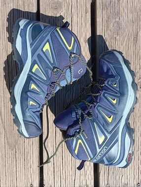 Salomon Women's X Ultra 3 Mid GTX, W's size 10 in Indigo with Lime Green Accents